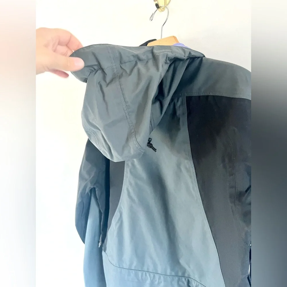 Patagonia Vintage 90s Stretch Triolet‎ Jacket Gray Nylon Waterproof Size Small
